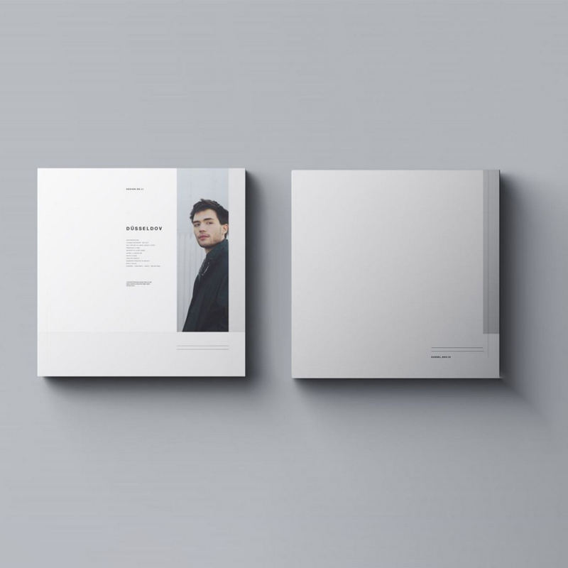 خدمات طباعة التصاميم الجرافيكي - مراجعة Magazines وسعره
